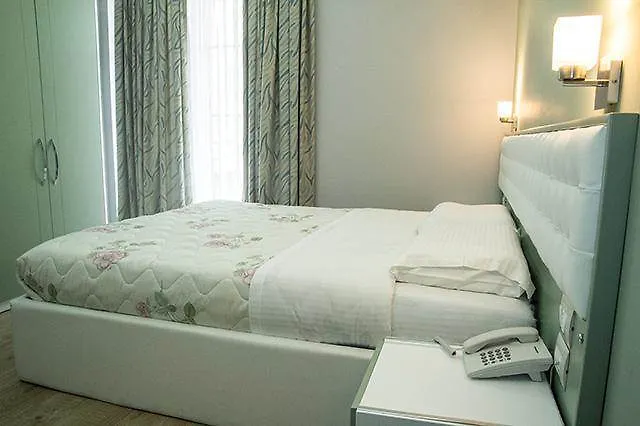 Hotel Vila Verde City Center Tirana